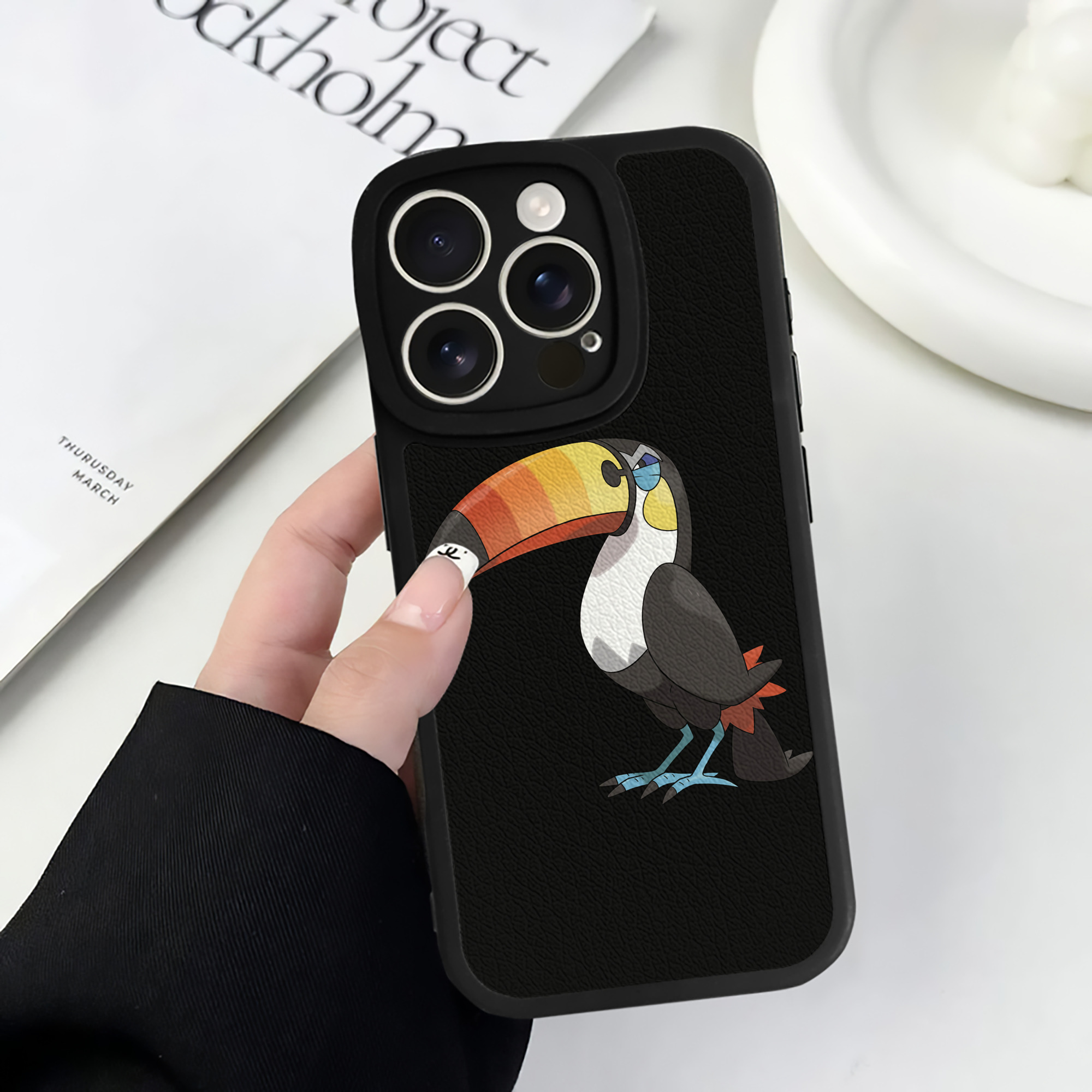 （画像用） ポケットモンスター Pokémon 【iPhone 16シリーズ対応】シリコンスマホケース（レザー調） 材質：シリコン
